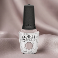 Frasco de esmalte en gel Gelish Cashmere Kind Of Gal, color Mauves acabado Cream, 15 ml