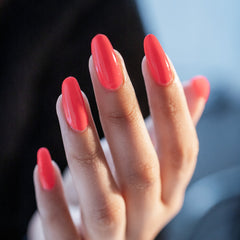Manicura con esmalte tradicional Morgan Taylor Brights Have More Fun, color Rosas acabado Cream