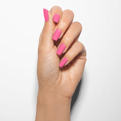 Manicura con esmalte tradicional Morgan Taylor Make You Blink Pink, color Rosas acabado Cream