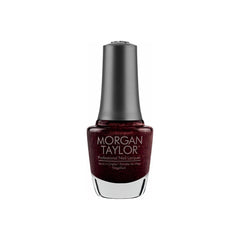 Frasco de esmalte tradicional Morgan Taylor Seal The Deal, color Morados acabado Glitter, 15 ml, sobre fondo blanco