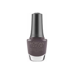 Duplicado del frasco de esmalte tradicional Morgan Taylor Sweater Weather (misma toma que la anterior)