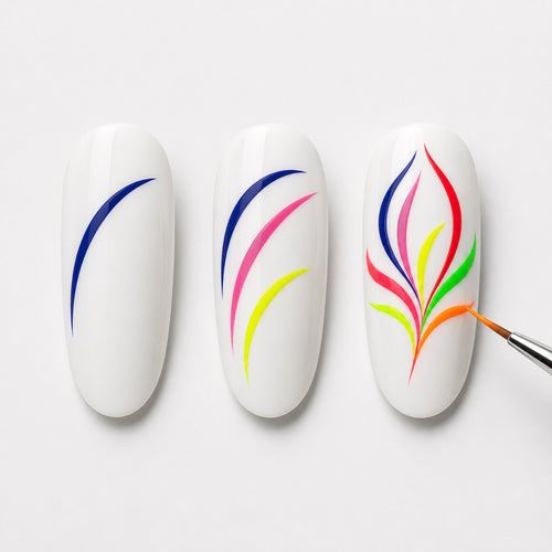 Gelish Art Form Neon Color Gel Kit 6 x en uso durante la aplicación
