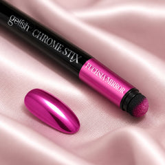 Detalle de pigmento chrome Gelish Chrome Stix Fuchsia Mirror