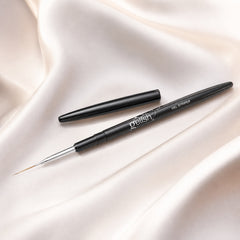 Pincel Gelish Gel Striper Brush, toma de producto